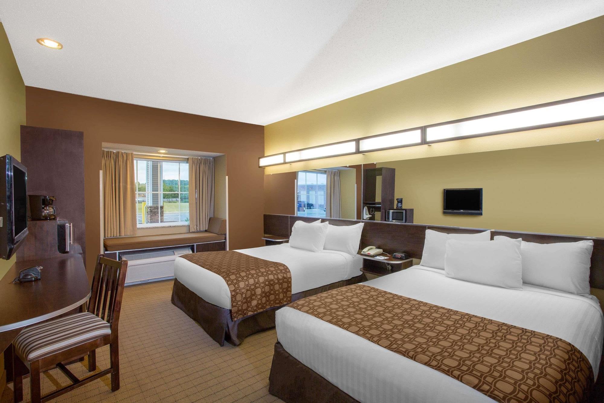 Hotel Microtel & Pa