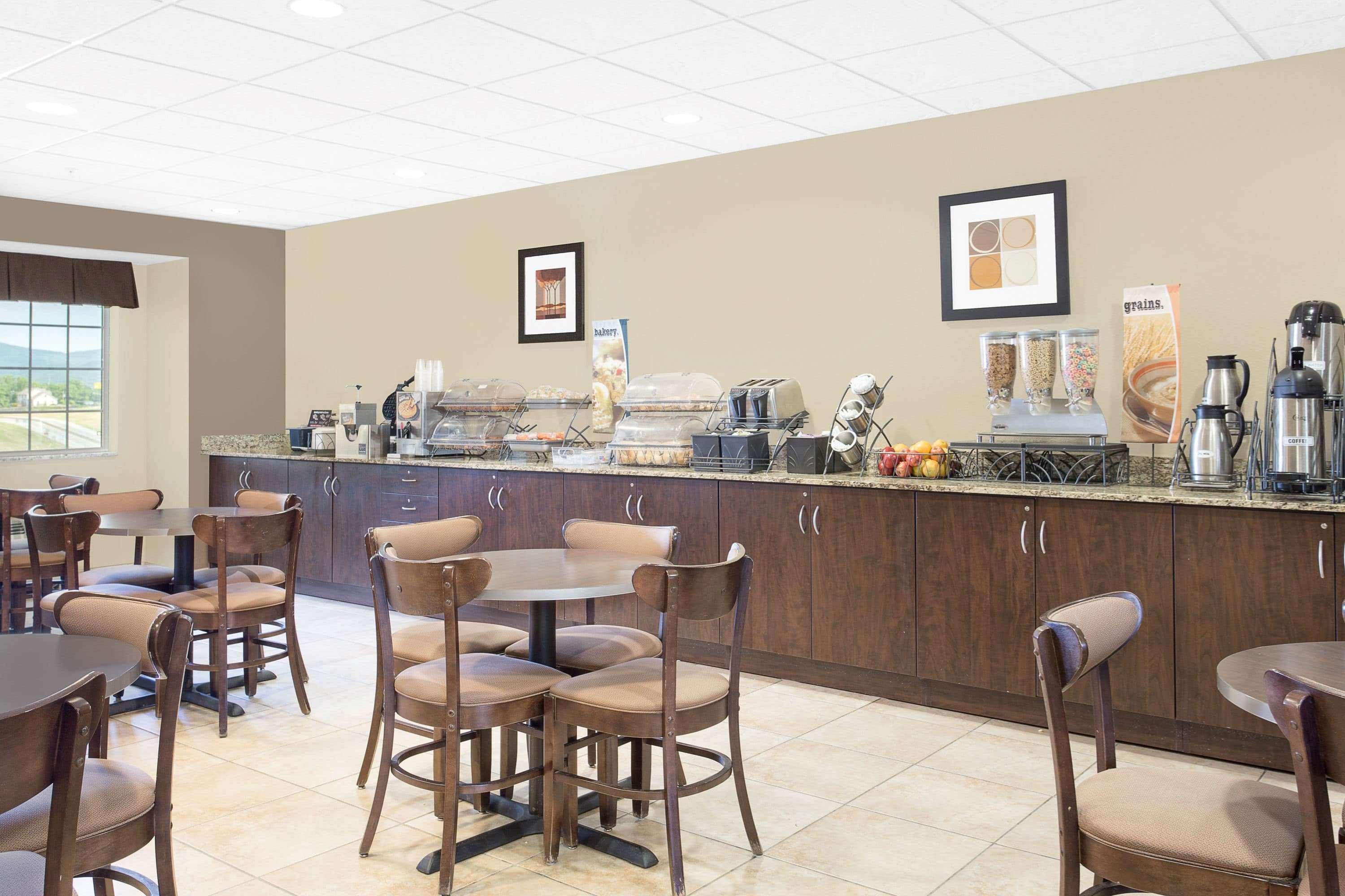 Microtel & Pa Mansfield