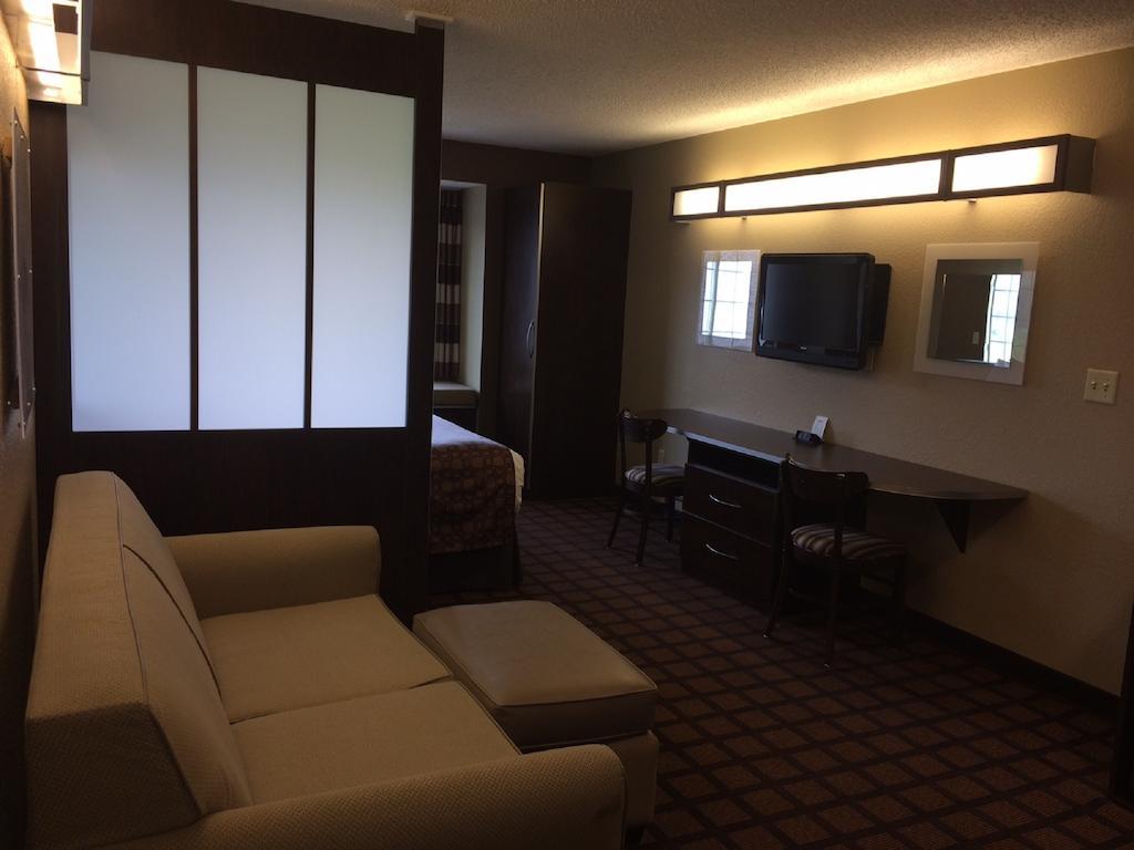 Hotel Microtel & Pa
