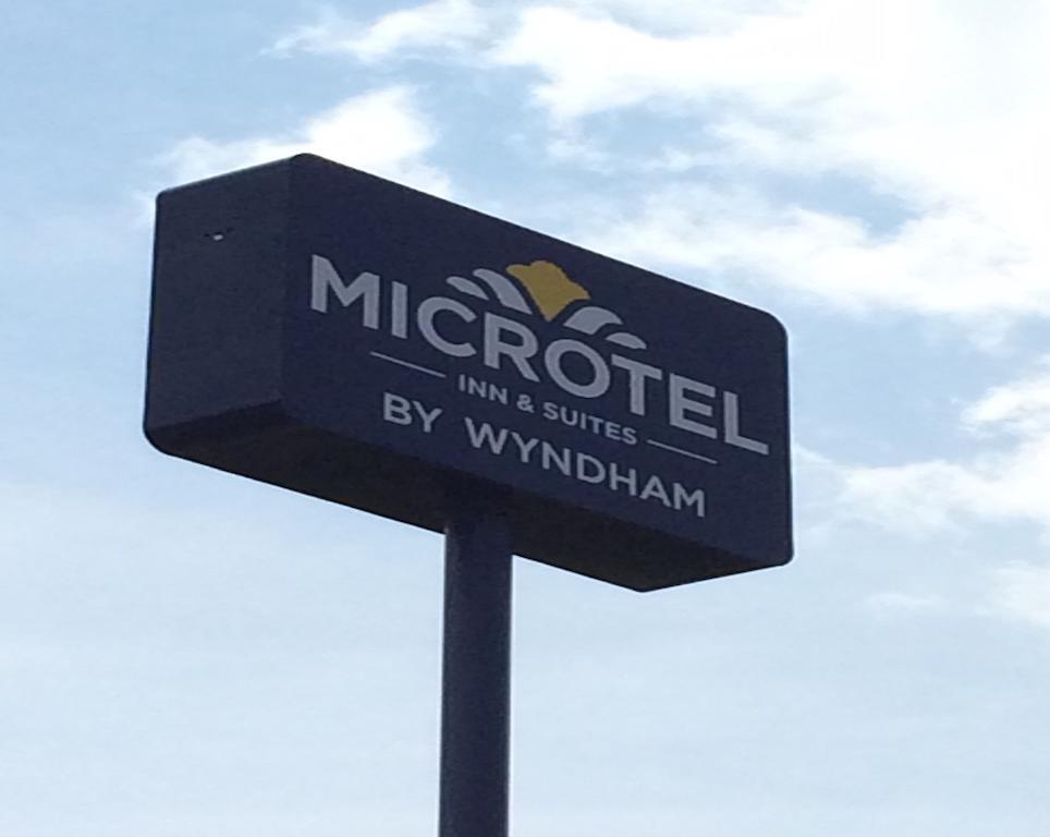 Microtel & Pa